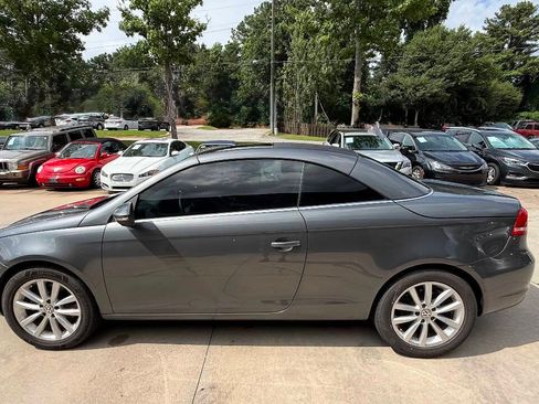 Used 2012 Volkswagen Eos Komfort FWD image 59