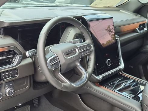 Certified 2025 GMC Yukon XL Denali AWD/4WD image 2
