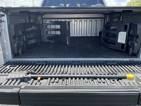 Used 2011 Ford F150 Platinum AWD/4WD image 20