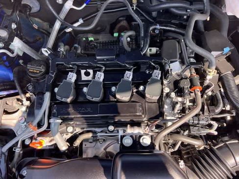 Used 2023 Honda CR-V EX-L image 10