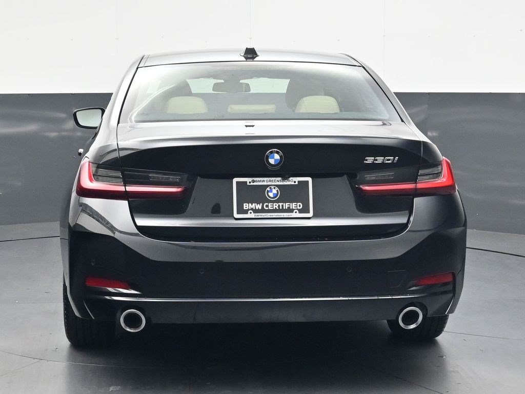 Used 2024 BMW 330i Sedan w/ Convenience Package RWD image 5