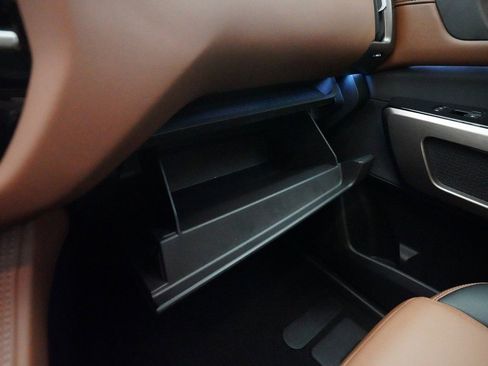 Certified 2024 Nissan Pathfinder Platinum w/ Cargo Package image 31