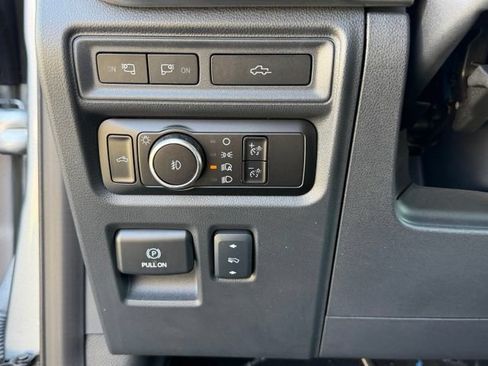 Used 2023 Ford F150 Lariat AWD/4WD image 13