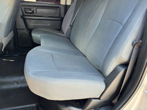Used 2018 RAM 2500 Tradesman w/ Chrome Appearance Group AWD/4WD image 29