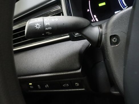 Used 2025 Toyota Camry LE FWD image 24
