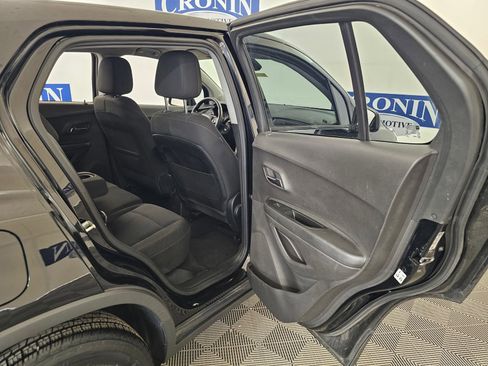 Used 2019 Chevrolet Trax LS w/ LPO, Protection Package FWD image 22