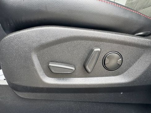 Used 2024 Ford Edge ST-Line AWD/4WD image 19