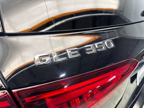 Used 2021 Mercedes-Benz GLE 350 4MATIC image 23