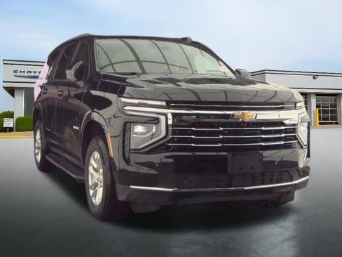 Used 2025 Chevrolet Tahoe LT AWD/4WD image 7