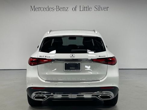 Used 2026 Mercedes-Benz GLC 300 4MATIC image 4