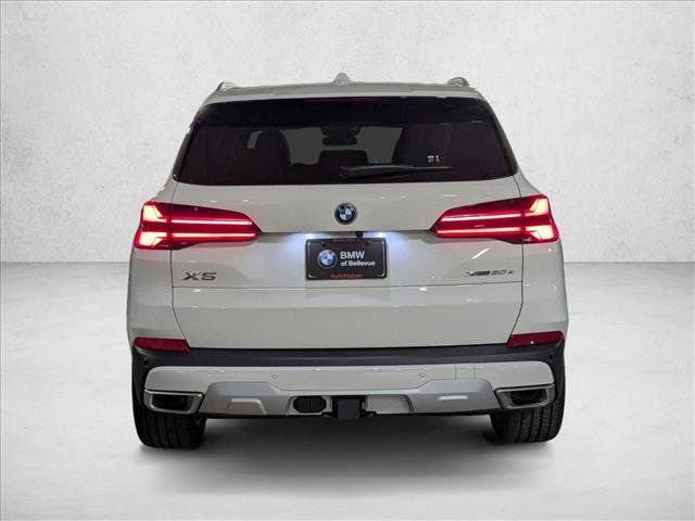 Used 2026 BMW X5 xDrive50e w/ Premium Package AWD/4WD image 7