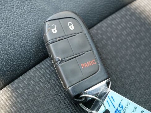 Used 2024 Jeep Compass Trailhawk AWD/4WD image 37
