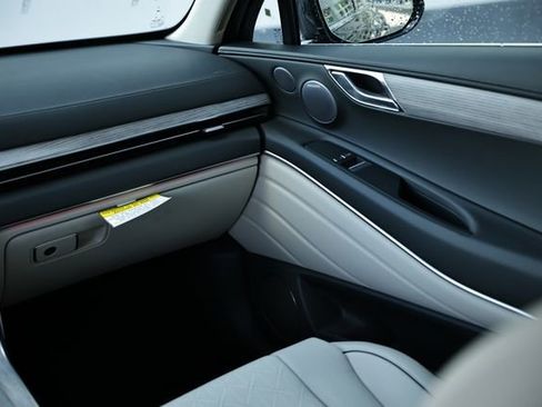 New 2026 Genesis GV80 2.5T Prestige image 29