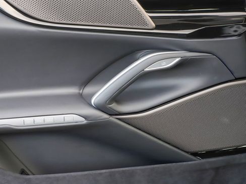 Certified 2025 Ferrari Purosangue image 33