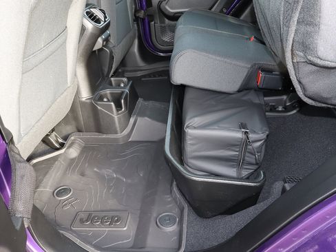 New 2026 Jeep Gladiator Sport image 18