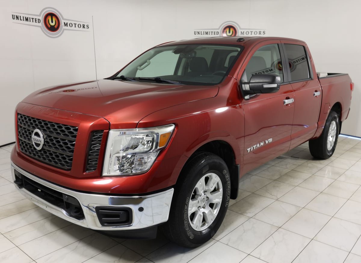 Used 2019 Nissan Titan SV w/ SV Convenience Package AWD/4WD image 5