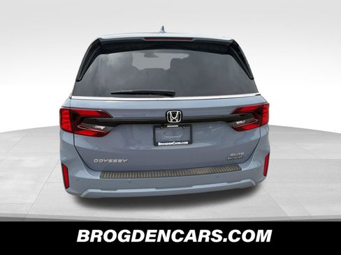 Used 2026 Honda Odyssey Elite image 7