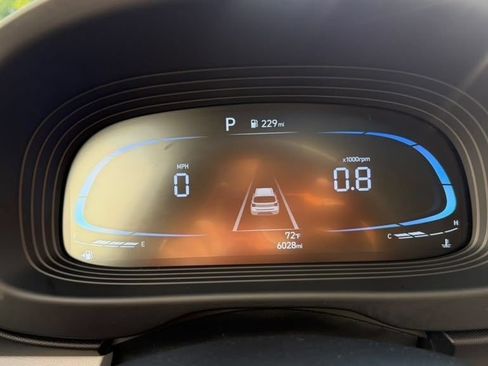 Certified 2026 Hyundai Venue SEL FWD image 26