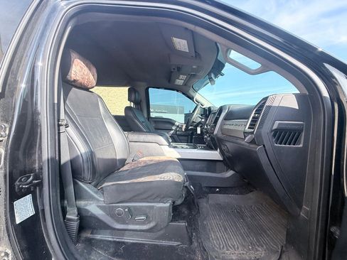 Used 2018 Ford F350 Lariat w/ Chrome Package AWD/4WD image 11