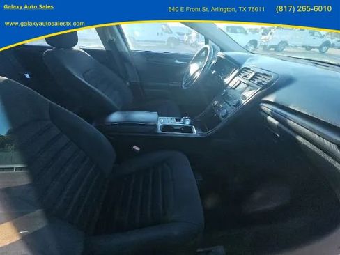 Used 2018 Ford Fusion S w/ Equipment Group 101A FWD image 10
