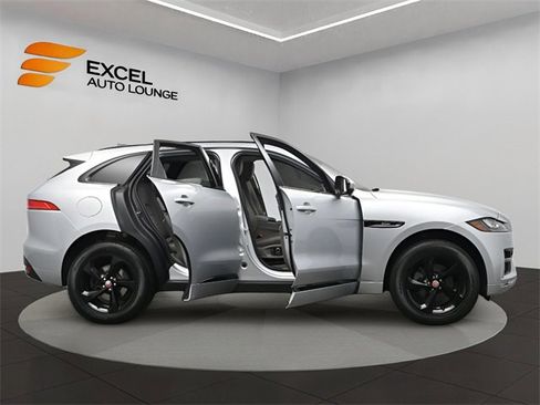 Used 2020 Jaguar F-PACE R-Sport image 56