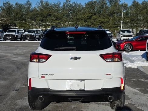 Used 2023 Chevrolet TrailBlazer RS w/ Convenience Package image 5