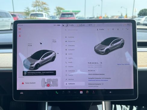 Used 2018 Tesla Model 3 Long Range image 47