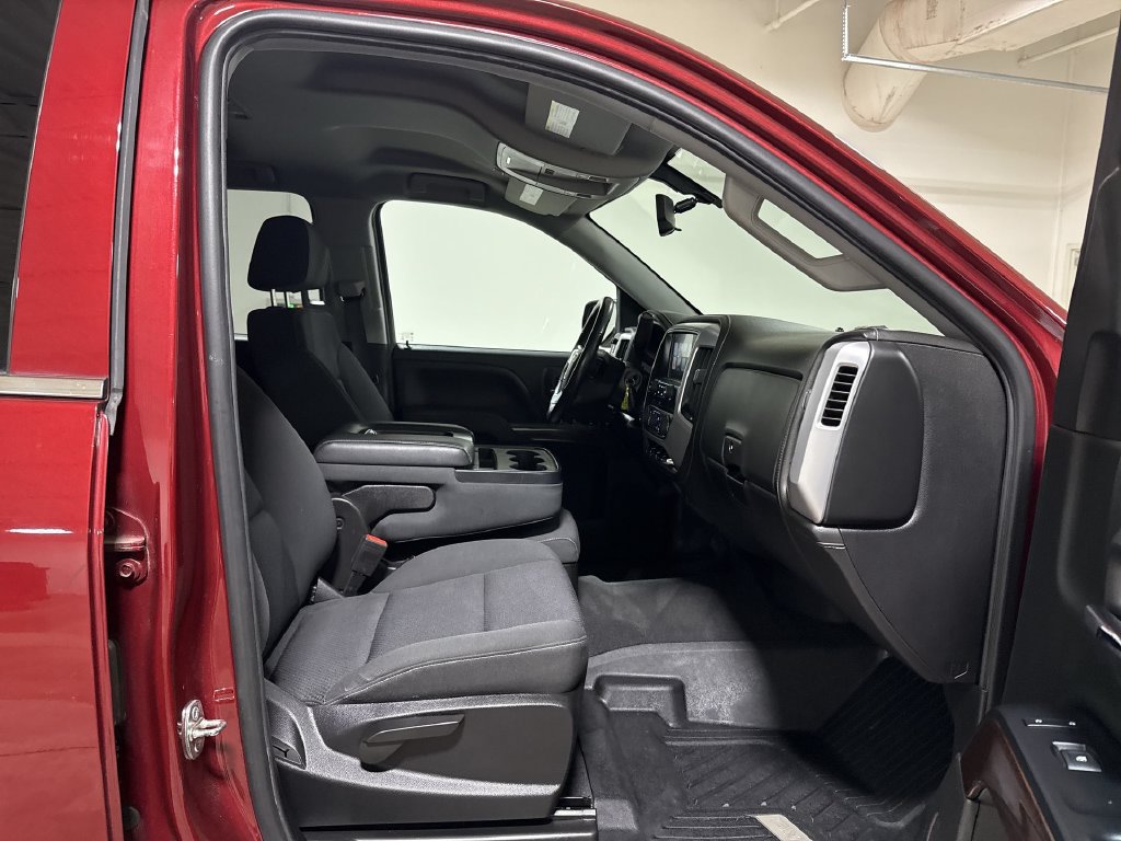 Used 2019 GMC Sierra 1500 SLE w/ SLE Value Package AWD/4WD image 21