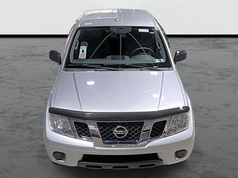 Used 2016 Nissan Frontier SV AWD/4WD image 6