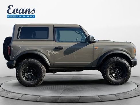 Used 2026 Ford Bronco Badlands w/ Sasquatch Package AWD/4WD image 9