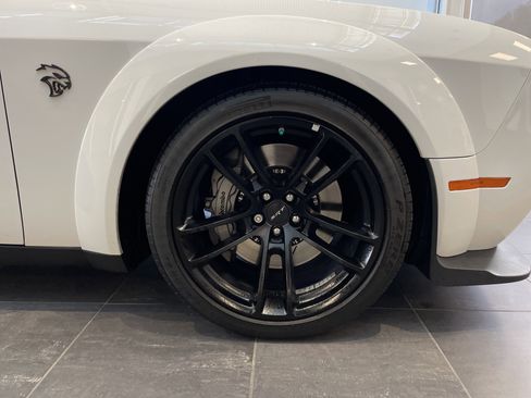 Used 2020 Dodge Challenger SRT Hellcat Redeye RWD image 13