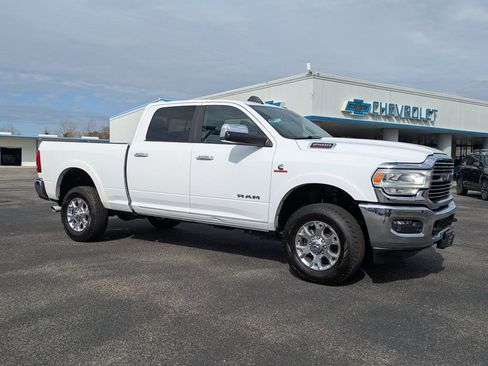 Used 2022 RAM 2500 Laramie image 2