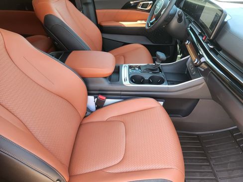 New 2026 Kia Carnival SX Prestige FWD image 12