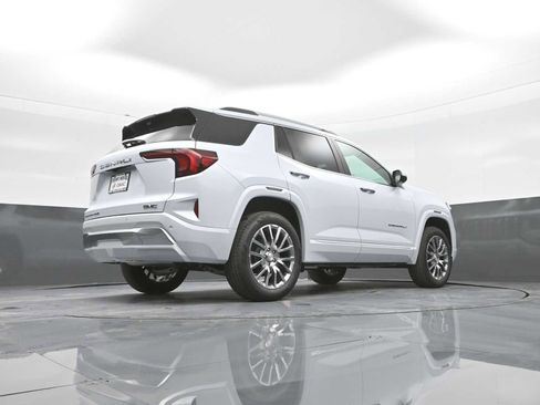 New 2026 GMC Terrain Denali AWD/4WD image 42