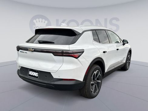 New 2026 Chevrolet Equinox EV LT image 7