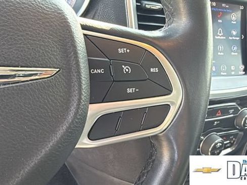 Used 2019 Chrysler 300 Touring w/ Sport Appearance Package RWD image 20