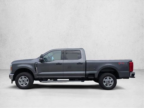 Used 2026 Ford F250 XLT w/ FX4 Off-Road Package image 8