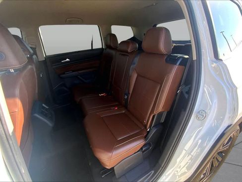 Used 2022 Volkswagen Atlas SE FWD image 21