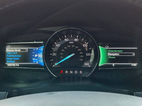 Used 2016 Ford Explorer XLT w/ Equipment Group 202A FWD image 10