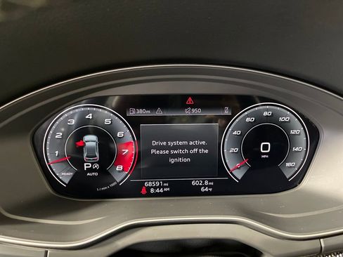 Used 2023 Audi SQ5 Premium Plus w/ Premium Plus Package image 18