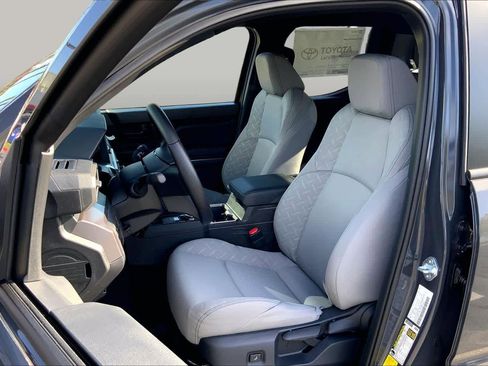 New 2026 Toyota Tacoma SR5 AWD/4WD image 9