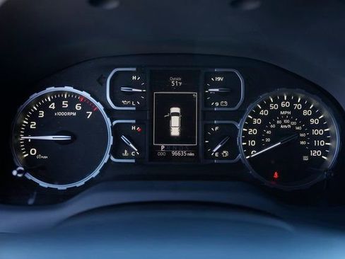 Used 2019 Toyota Tundra SR5 w/ SR5 Upgrade Package image 24