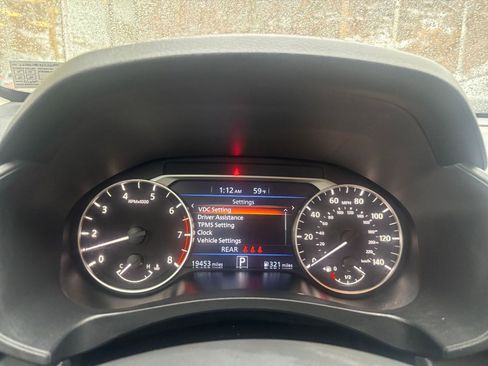 Used 2025 Nissan Altima 2.5 SV image 41