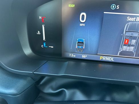 New 2025 Ford Maverick XLT w/ Equipment Group 301A image 16