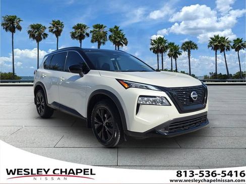 Certified 2023 Nissan Rogue SV w/ SV Premium B Package FWD image 1