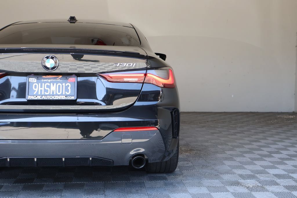 Used 2024 BMW 430i Coupe w/ M Sport Package RWD image 12