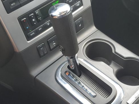 Used 2010 Mercury Mountaineer Premier AWD/4WD image 30