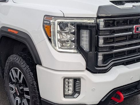 Used 2021 GMC Sierra 2500 AT4 w/ AT4 Premium Plus Package image 10