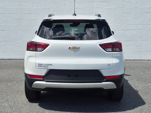 Used 2025 Chevrolet TrailBlazer LT AWD/4WD image 14