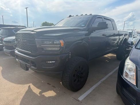 Used 2021 RAM 2500 Limited AWD/4WD image 2